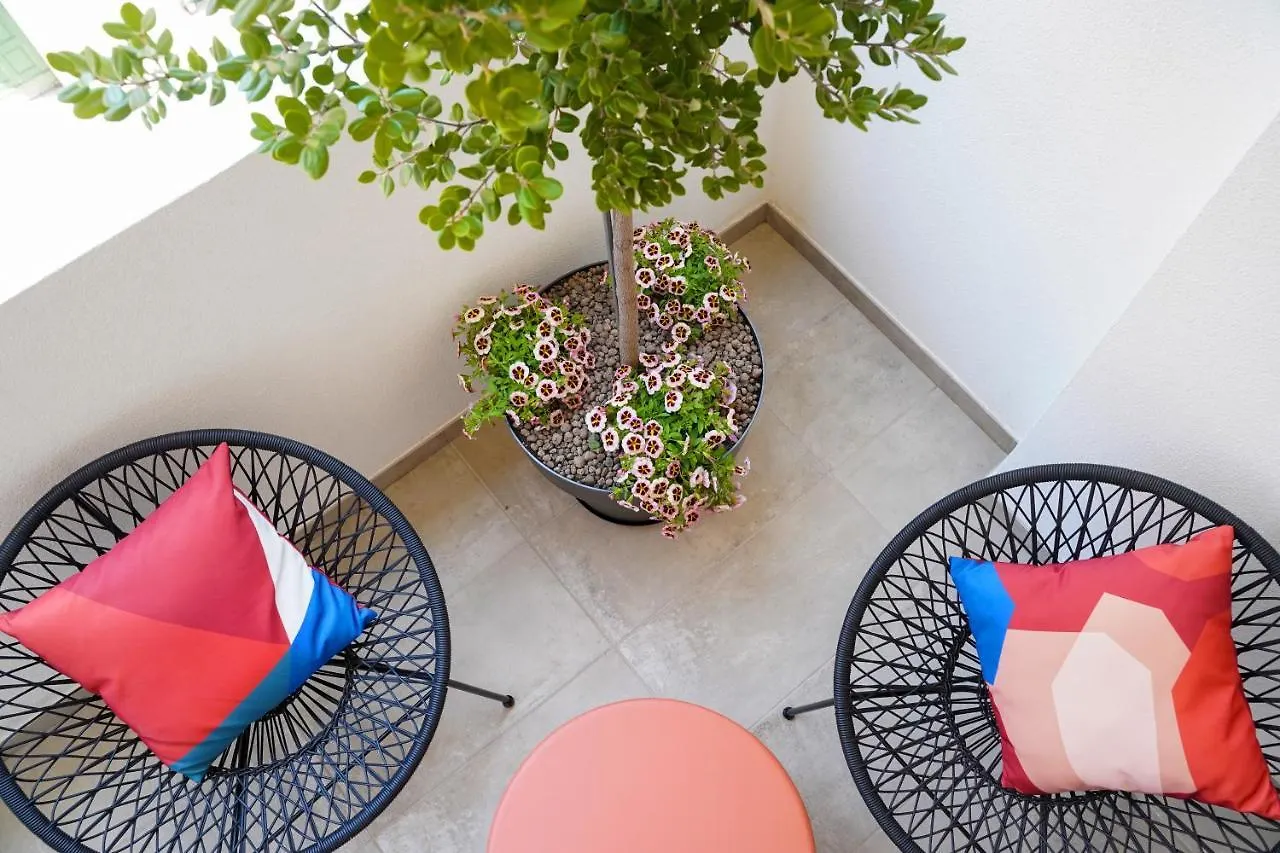 La Perla Di Bari - Private Parking Apartment Italy