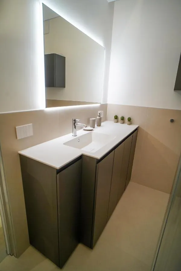 La Perla Di Bari - Private Parking Apartment Italy